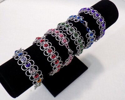 Celtic wings chainmaille bracelet - image2